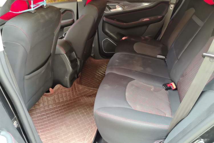 Used Baojun 560 2017 1.8L iAMT Comfort Model Left Rear Seat