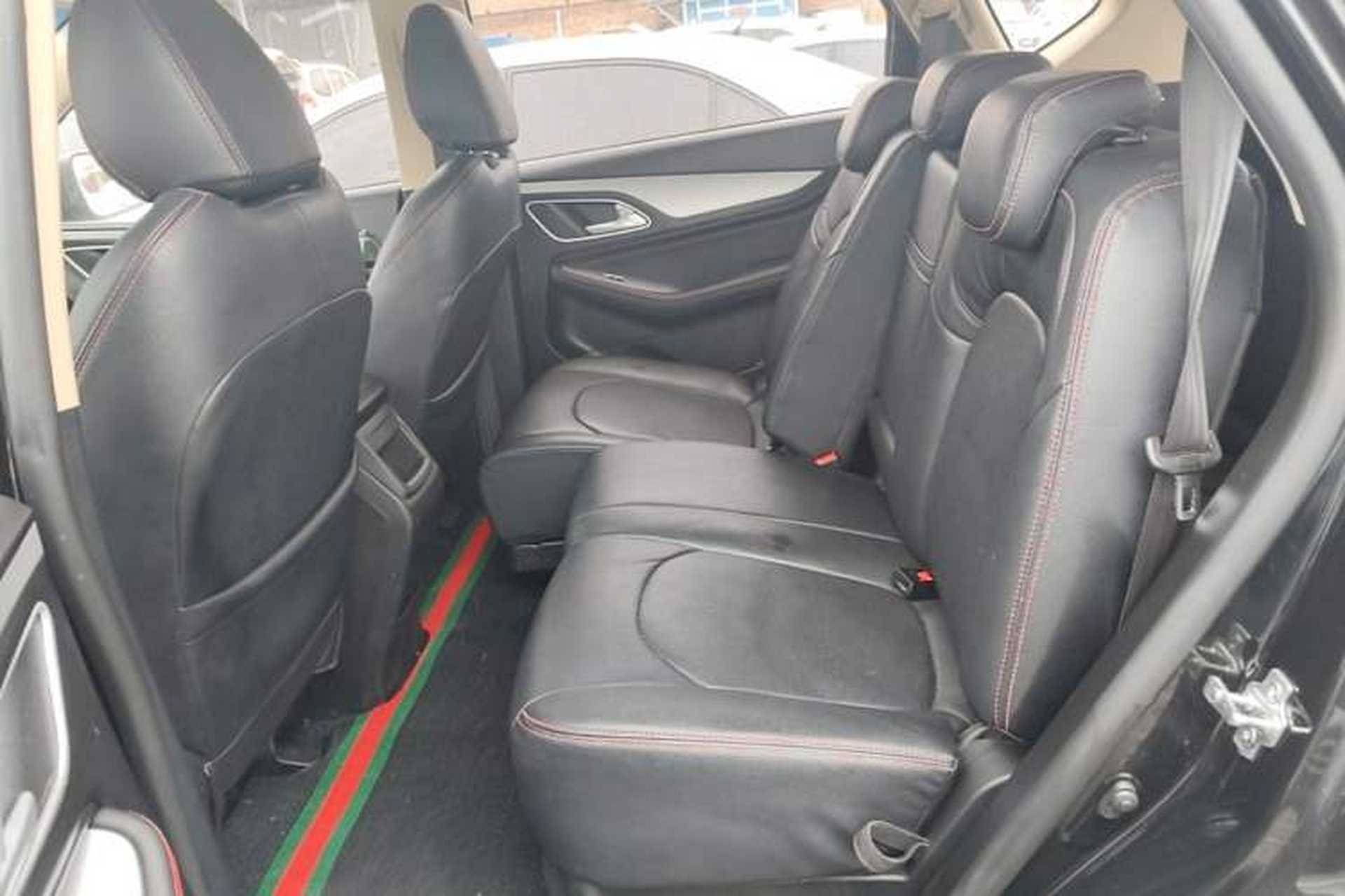 Used Baojun 560 2017 1.5T Manual Comfort Version 7 Seats Left Rear Seat