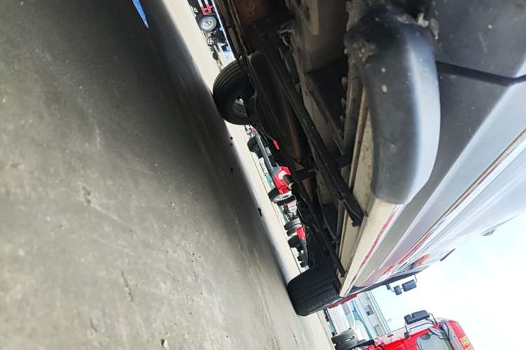 Used Baojun 560 2017 Rhythmic Edition 1.8L iAMT Prestige Model Left Side Sill