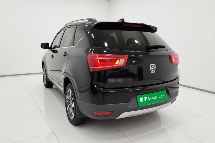 Used Baojun 560 2017 Rhythmic Edition 1.5T Manual Premium Model Rear Left 45 Deg