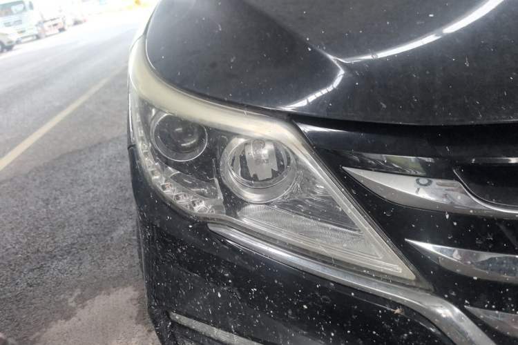 Used Baojun 560 2017 Rhythmic Edition 1.5T Manual Premium Model Right Front Headlight