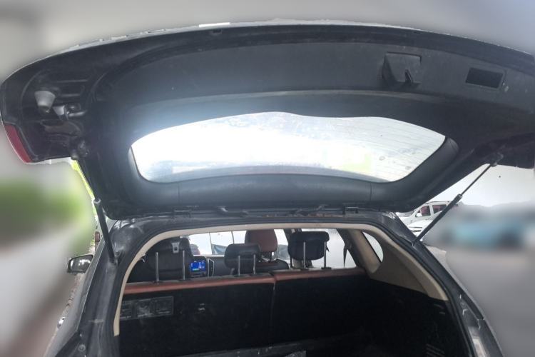 Used Baojun 560 2017 Rhythmic Edition 1.5T Manual Premium Model Trunk