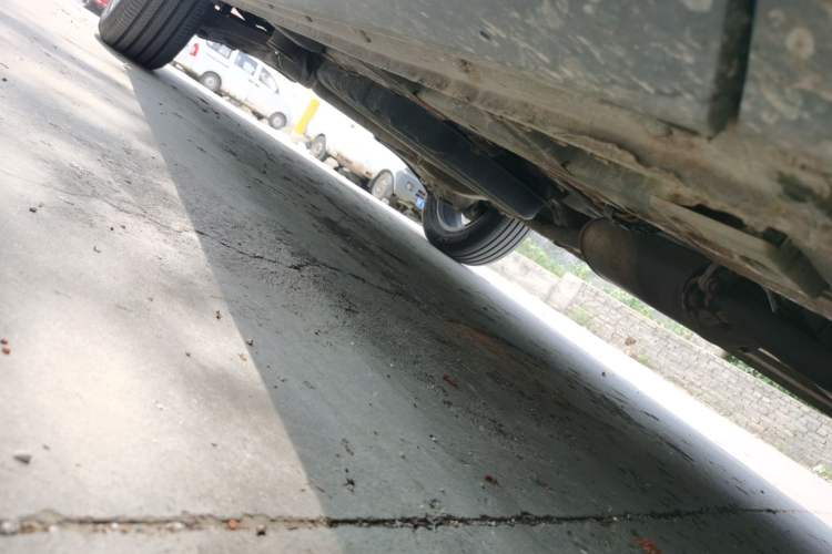Used Baojun 560 2017 1.5T DCT Flagship Model Chassis Front Right