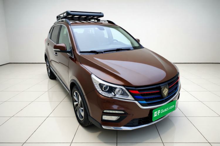 Used Baojun 560 2017 1.5T DCT Flagship Model Front Right 45 Deg