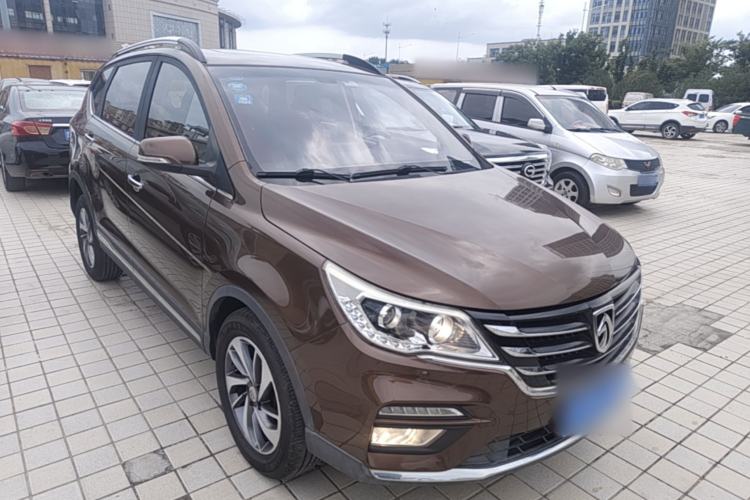 Used Baojun 560 2017 1.5T DCT Prestige Edition Front Right 45 Deg