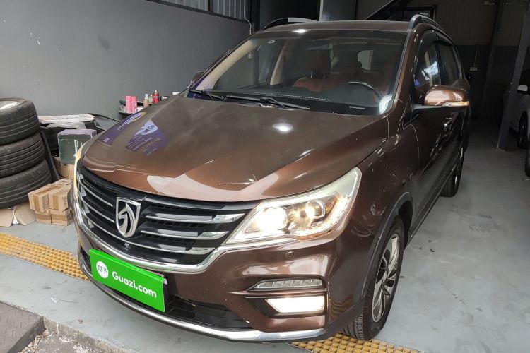 Used Baojun 560 2017 Rhythmic Edition 1.8L iAMT Prestige Model Left Front Headlight