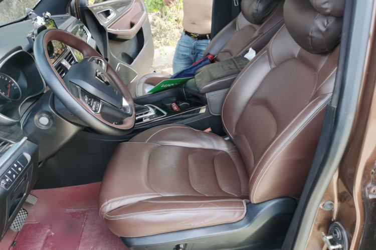 Used Baojun 560 2017 1.5T DCT Flagship Model Left Front Seat