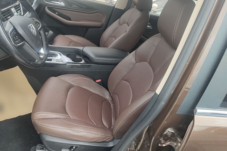 Used Baojun 560 2017 1.5T DCT Prestige Edition Left Front Seat