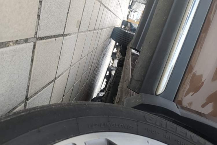 Used Baojun 560 2017 1.5T DCT Prestige Edition Right Side Sill
