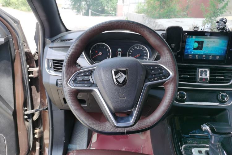 Used Baojun 560 2017 1.5T DCT Flagship Model Steering Wheel