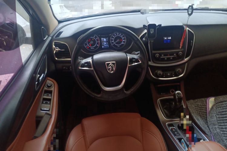 Used Baojun 560 2017 Rhythmic Edition 1.5T Manual Premium Model Steering Wheel
