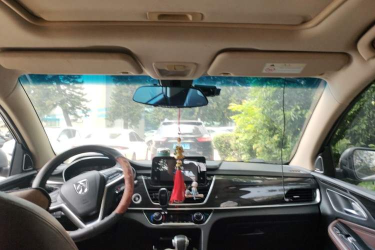 Used Baojun 560 2017 1.5T DCT Prestige Edition Headliner