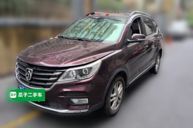 Used Baojun 560 2017 1.5T Manual Comfort Version 7 Seats
