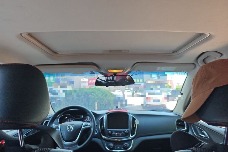 Used Baojun 560 2017 Rhythmic Edition 1.8L iAMT Prestige Model Headliner