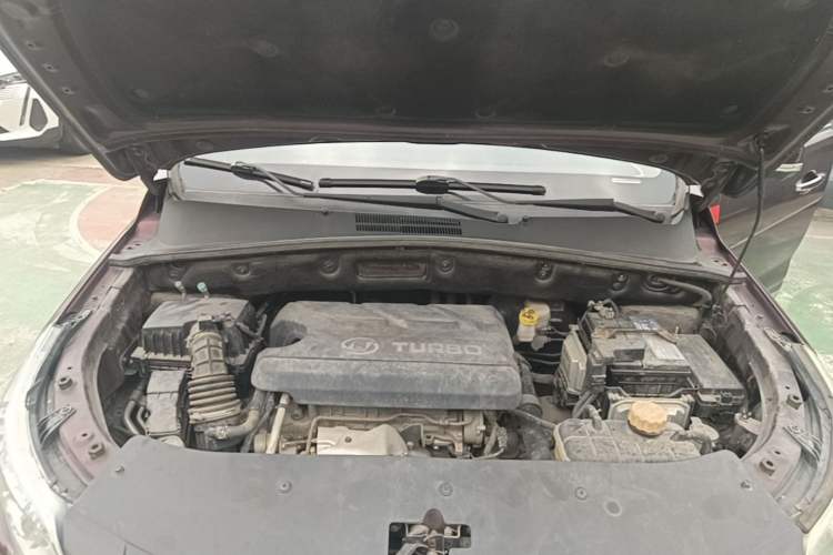 Used Baojun 560 2017 1.5T DCT Flagship Model Engine Bay