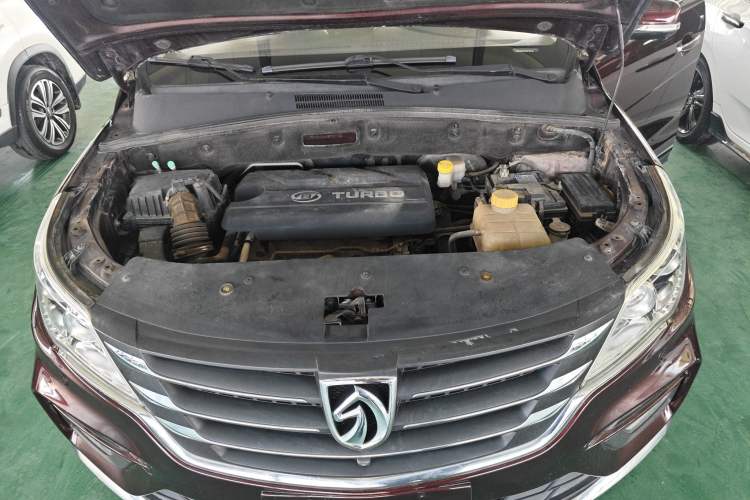 Used Baojun 560 2017 Rhythmic Edition 1.5T Manual Premium Model Engine Bay