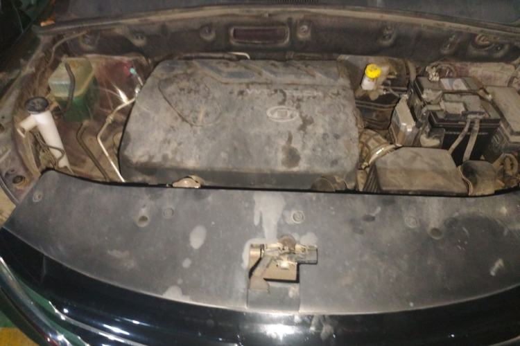 Used Baojun 560 2017 Rhythmic Edition 1.8L iAMT Prestige Model Engine Bay