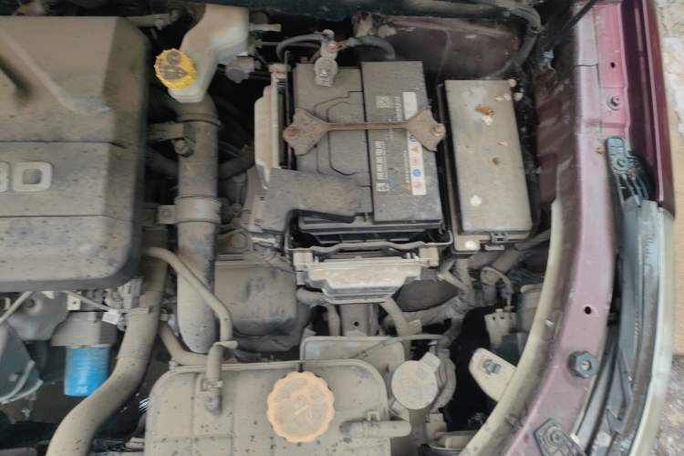 Used Baojun 560 2017 1.5T DCT Prestige Edition Engine Bay Left