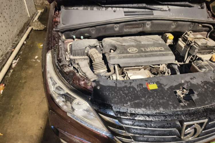 Used Baojun 560 2017 1.5T DCT Prestige Edition Engine Bay Right