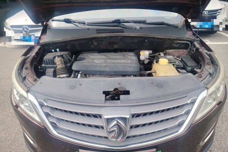 Used Baojun 560 2017 Rhythmic Edition 1.5T Manual Enjoyment Model Engine Bay