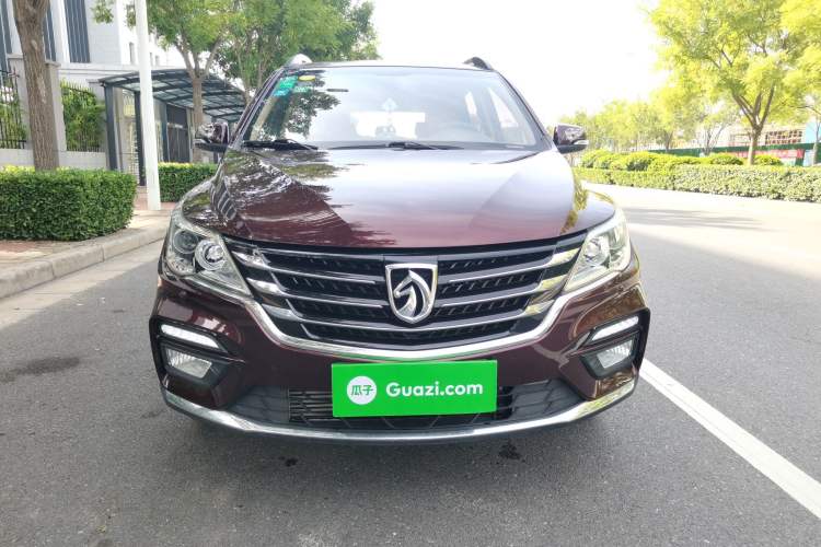 Used Baojun 560 2017 Rhythmic Edition 1.5T Manual Enjoyment Model Exterior 1