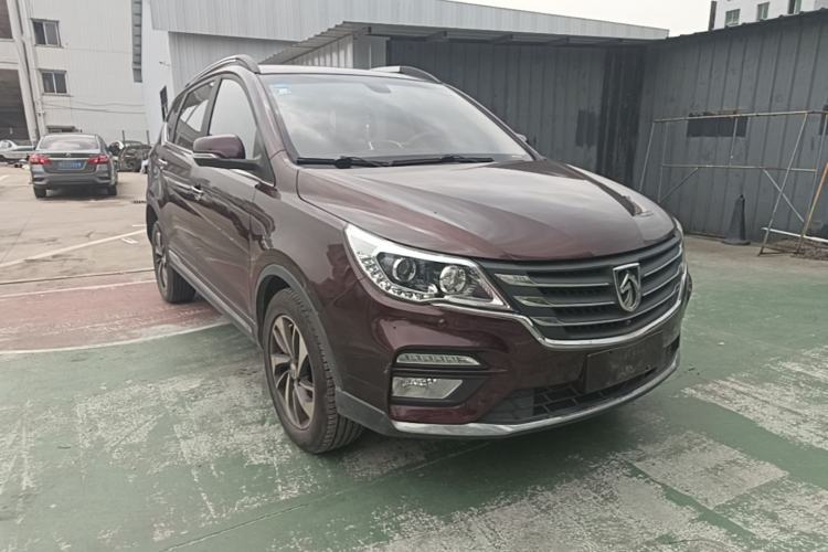 Used Baojun 560 2017 1.5T DCT Flagship Model Front Right 45 Deg