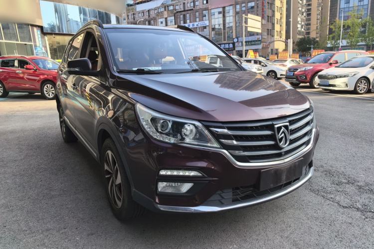 Used Baojun 560 2017 Rhythmic Edition 1.8L iAMT Prestige Model Front Right 45 Deg