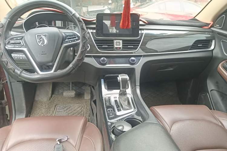 Used Baojun 560 2017 1.5T DCT Flagship Model Gear Lever