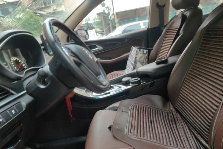 Used Baojun 560 2017 1.5T DCT Prestige Edition Left Front Seat