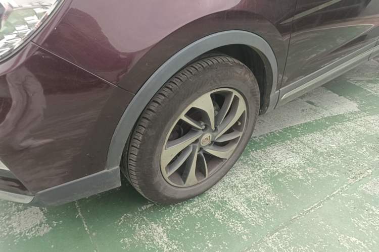 Used Baojun 560 2017 1.5T DCT Flagship Model Left Front Wheel Hub