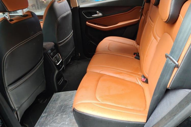 Used Baojun 560 2017 Rhythmic Edition 1.5T Manual Premium Model Left Rear Seat