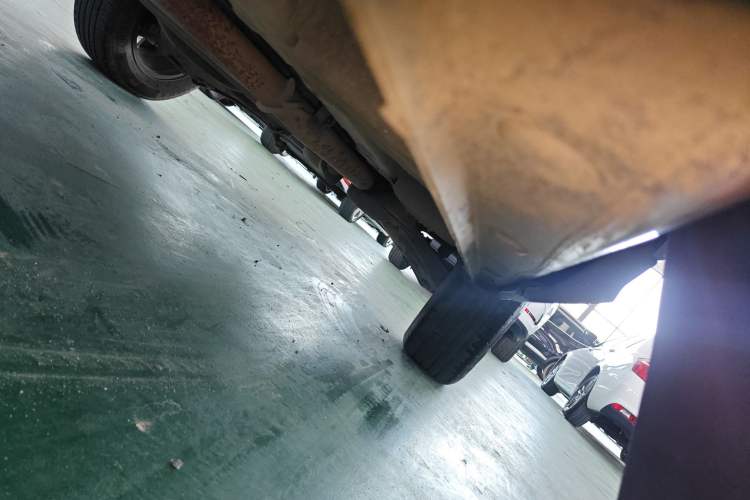 Used Baojun 560 2017 Rhythmic Edition 1.5T Manual Premium Model Left Side Sill