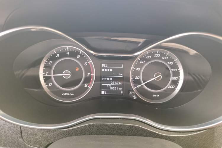 Used Baojun 560 2017 Rhythmic Edition 1.5T Manual Enjoyment Model Odometer Close Up
