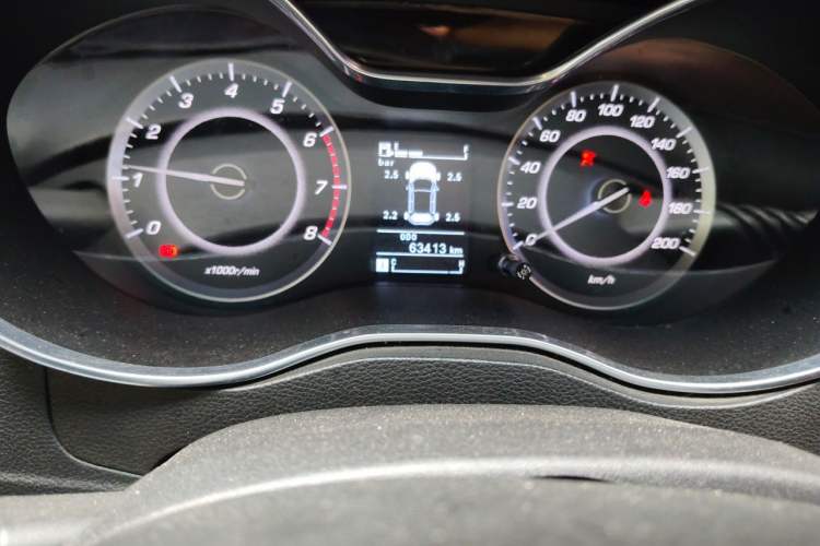 Used Baojun 560 2017 Rhythmic Edition 1.5T Manual Premium Model Odometer Close Up