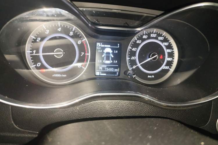 Used Baojun 560 2017 Rhythmic Edition 1.8L iAMT Prestige Model Odometer Close Up