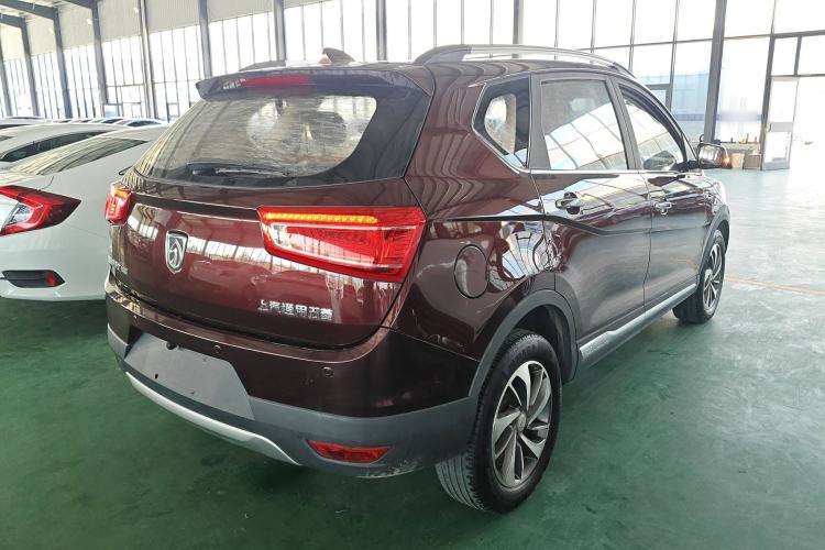 Used Baojun 560 2017 Rhythmic Edition 1.5T Manual Premium Model Rear Right 45 Deg