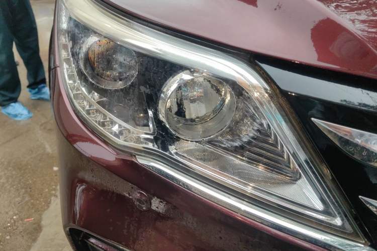 Used Baojun 560 2017 1.5T DCT Prestige Edition Right Front Headlight