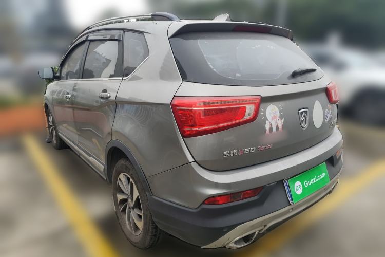 Used Baojun 560 2017 1.5T DCT Flagship Model 7 Seats Exterior 3
