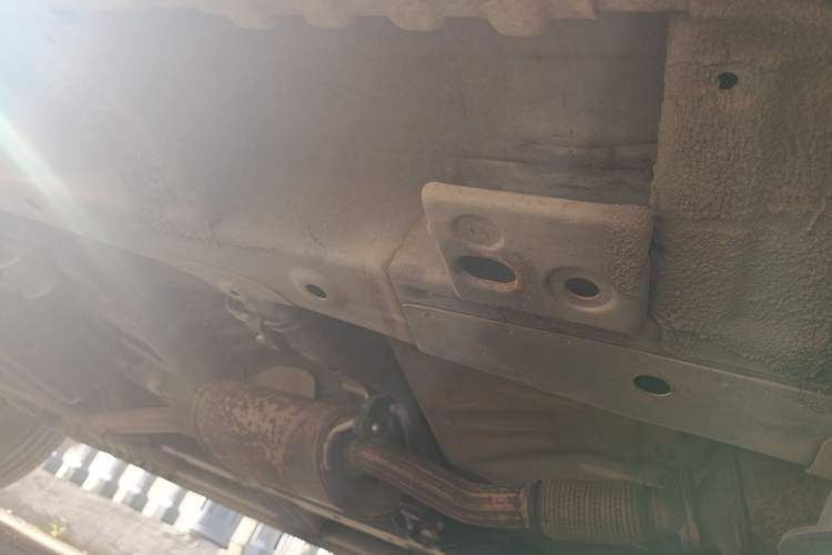 Used Baojun 560 2017 Rhythmic Edition 1.8L iAMT Prestige Model Chassis Front Right
