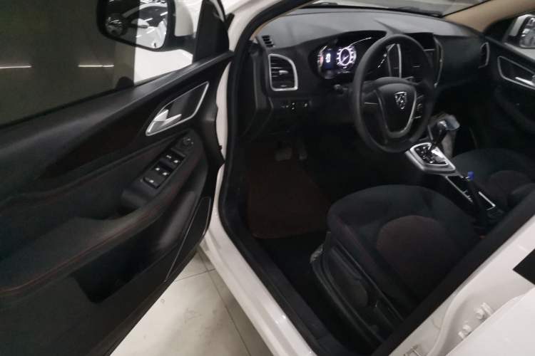 Used Baojun 560 2017 1.8L iAMT Comfort Model Driver Seat