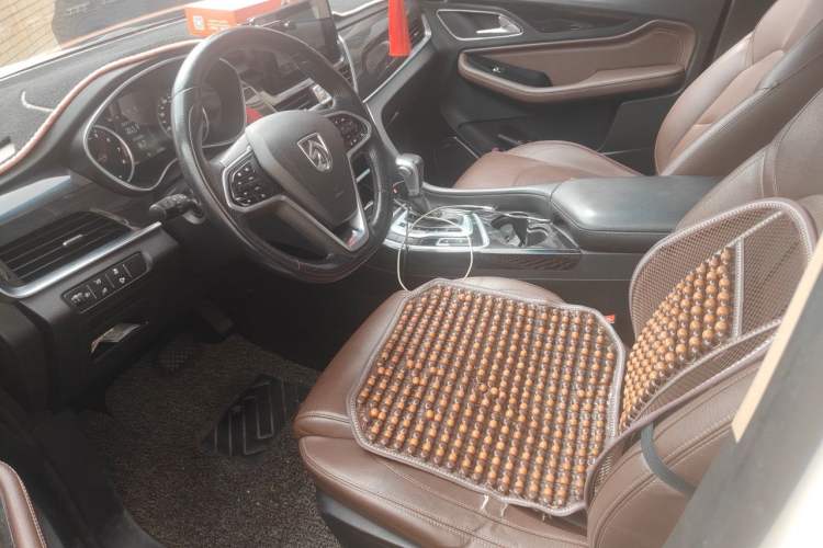 Used Baojun 560 2017 1.5T DCT Flagship Model Driver Seat