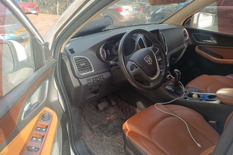 Used Baojun 560 2017 Rhythmic Edition 1.8L iAMT Prestige Model Driver Seat
