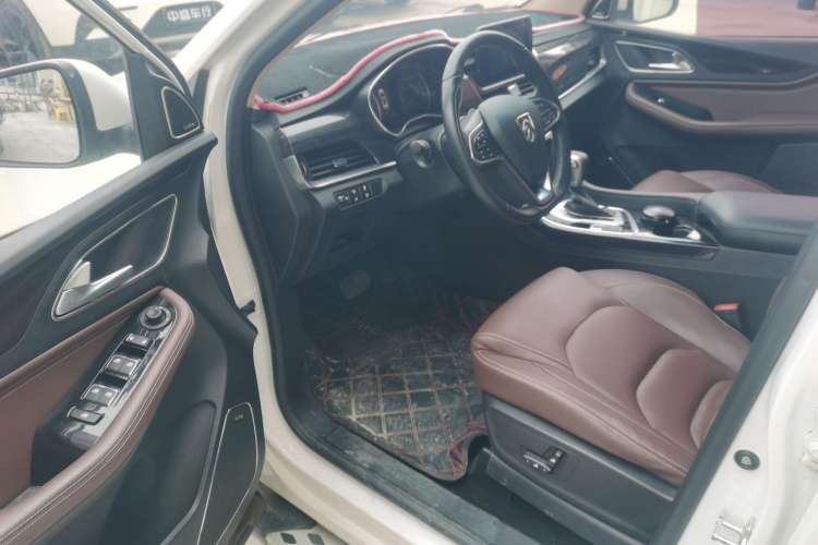 Used Baojun 560 2017 1.5T DCT Flagship Model Driver Seat