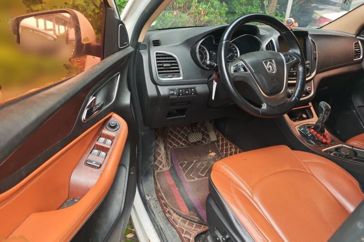 Used Baojun 560 2017 Rhythmic Edition 1.8L iAMT Prestige Model Driver Seat