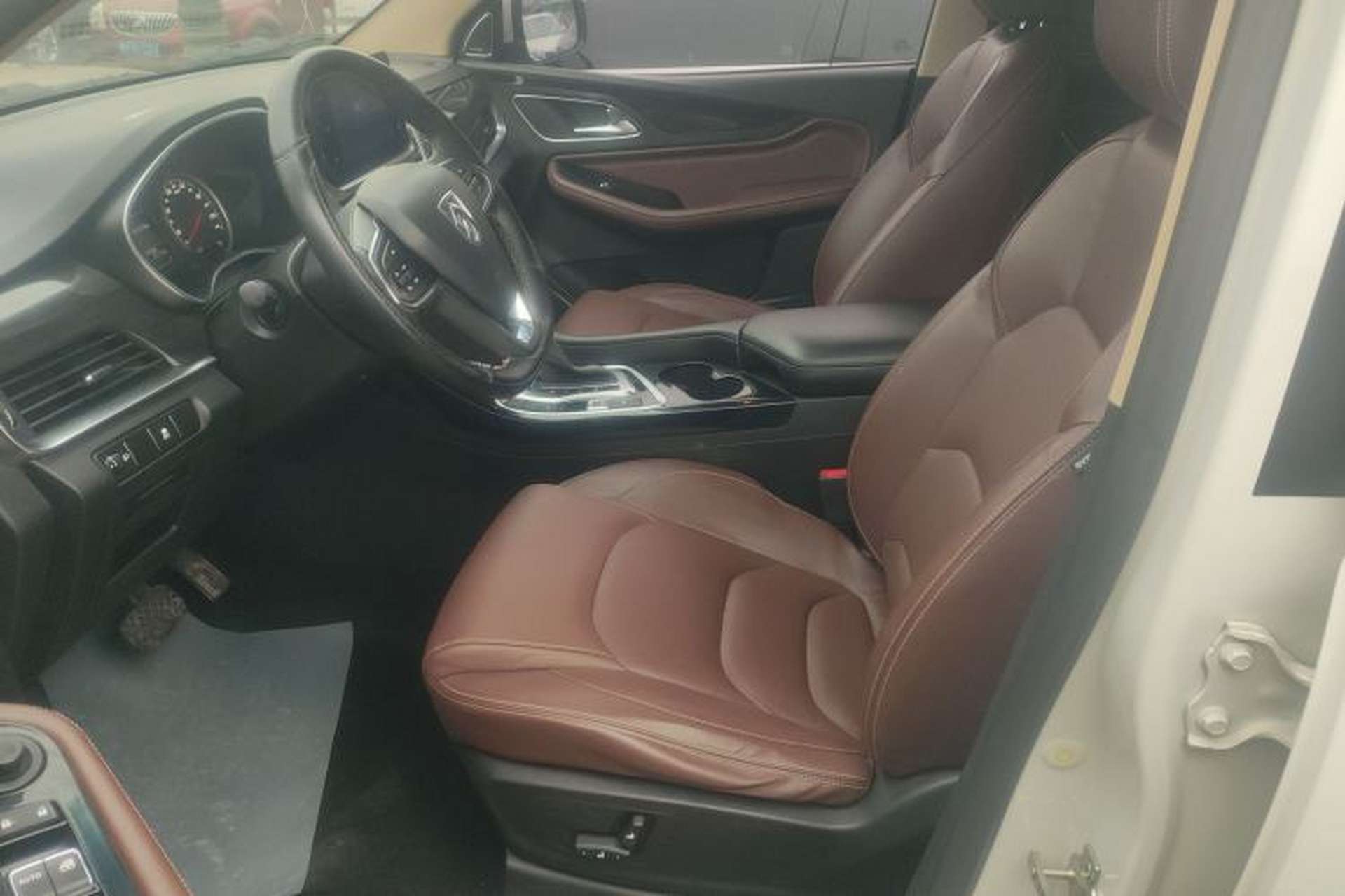 Used Baojun 560 2017 1.5T DCT Prestige Edition Driver Seat
