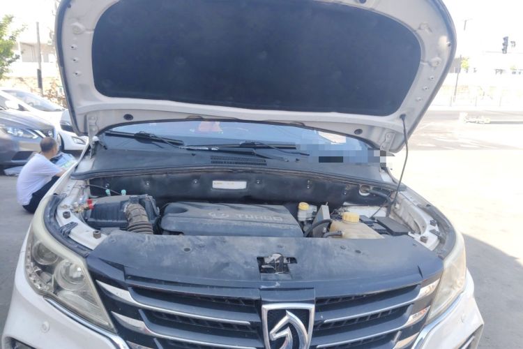 Used Baojun 560 2017 Rhythmic Edition 1.5T Manual Premium Model Engine Bay