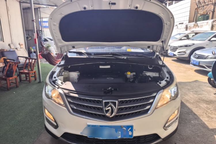 Used Baojun 560 2017 Rhythmic Edition 1.8L iAMT Prestige Model Engine Bay