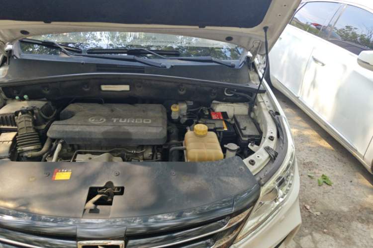 Used Baojun 560 2017 Rhythmic Edition 1.5T Manual Premium Model Engine Bay Left