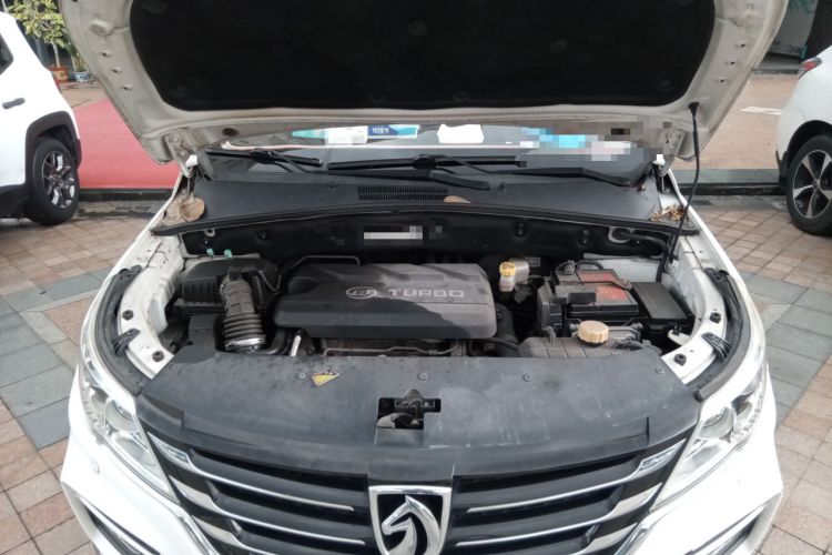 Used Baojun 560 2017 1.5T DCT Flagship Model Engine Bay