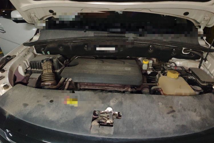 Used Baojun 560 2017 Rhythmic Edition 1.5T Manual Premium Model Engine Bay